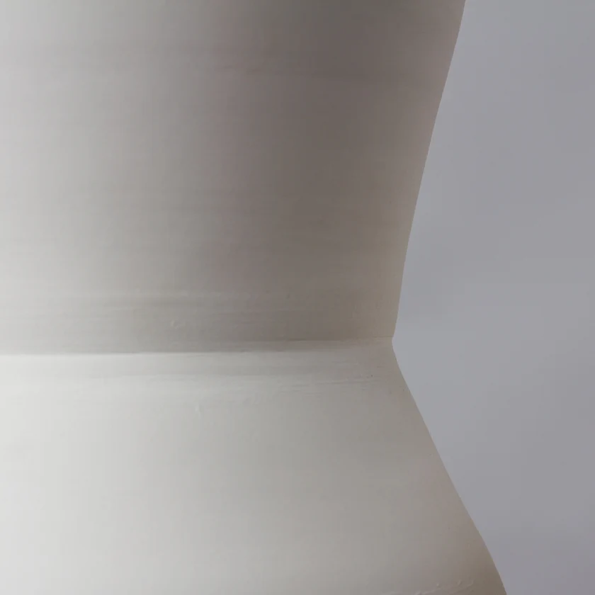 JARRÓN LINEA RECTA 4 GRANDE DE CERÁMICA BLANCA - Imagen 4